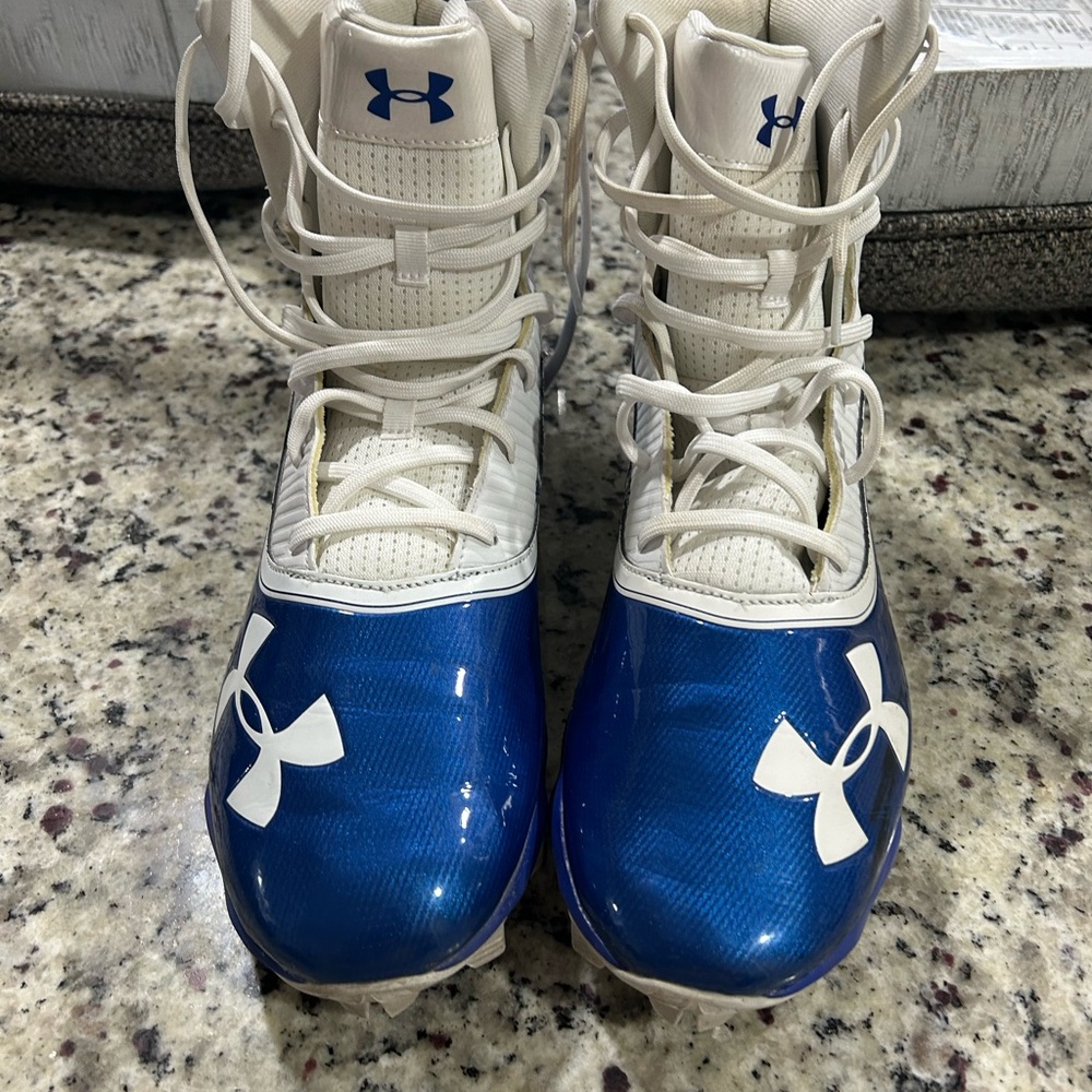 Under Armour Blue and White Sneakers High-Top Athletic Shoes